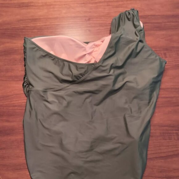 J Crew BC108 Ruched One Shoulder One Piece Swimsuit Safari Green Size 24 - Picture 2 of 5